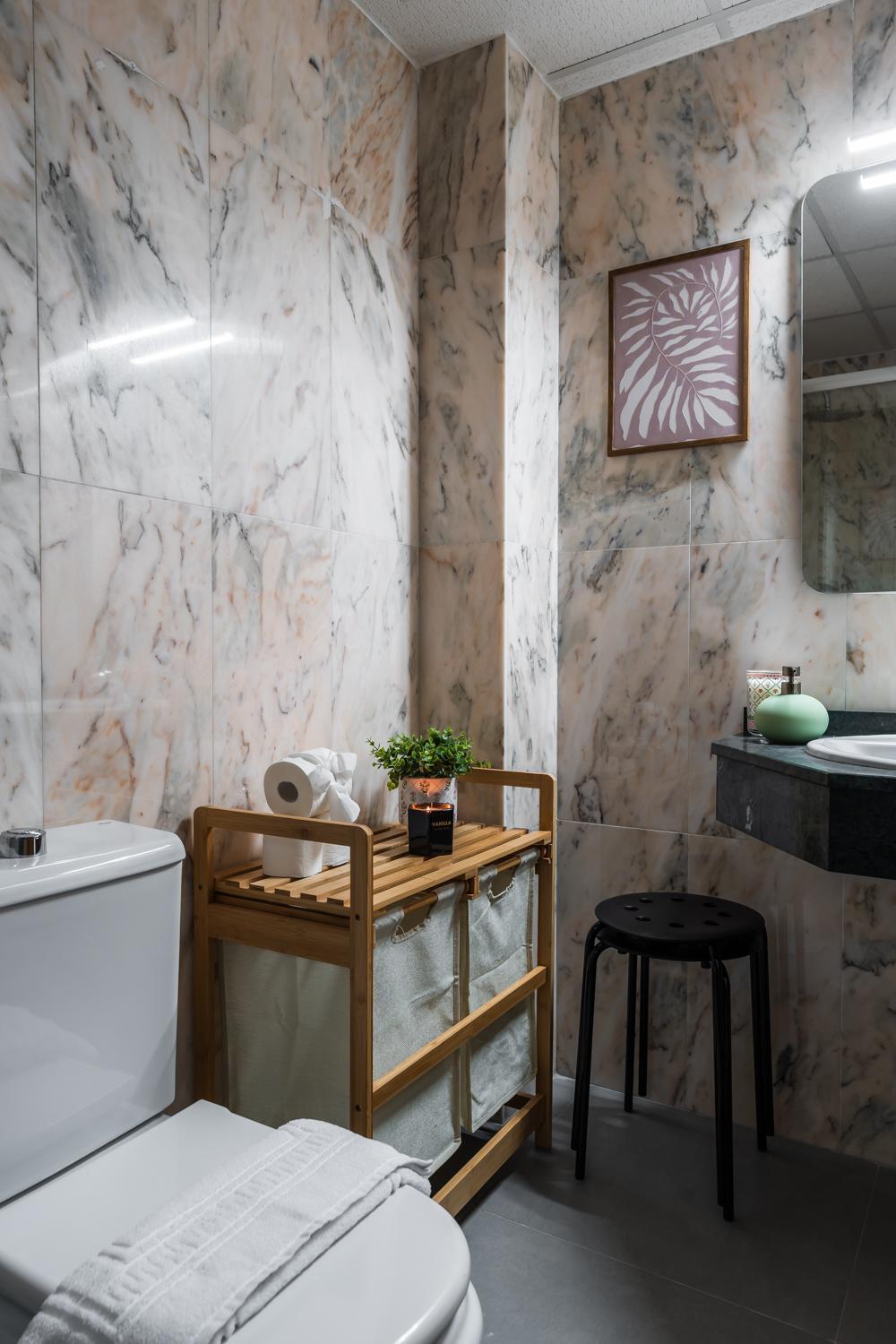 Tuguest Station With Parking Apartment Гранада Екстериор снимка